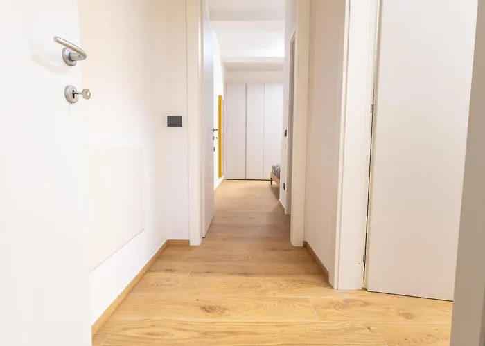 Lägenhet Modena Centro Storico - Ascensore & Pass Ztl Modena