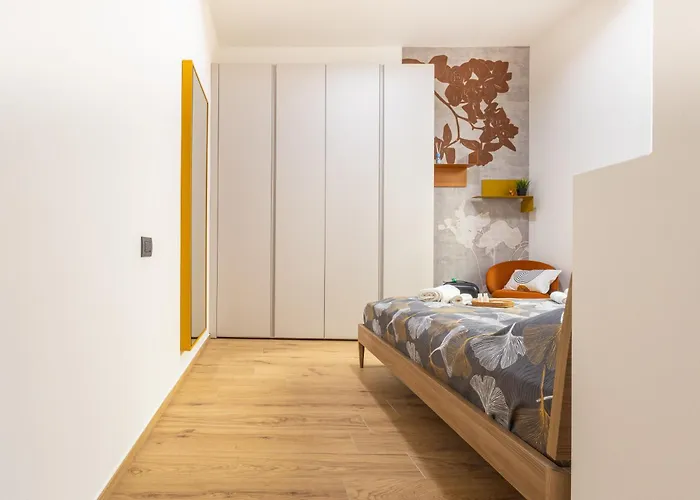 Modena Centro Storico - Ascensore & Pass Ztl Lägenhet