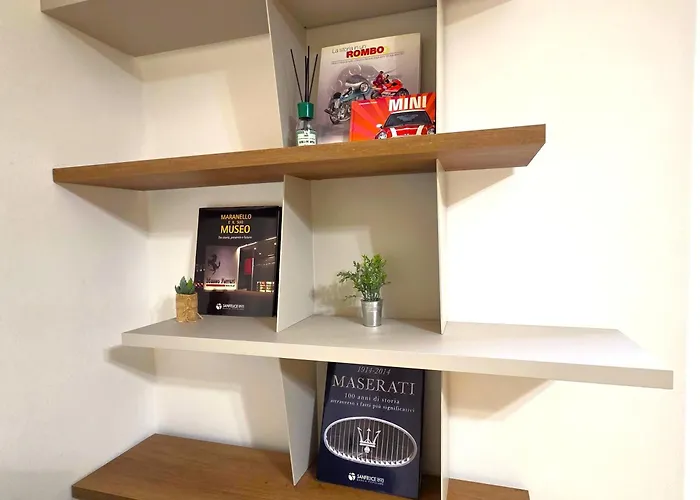 Modena Centro Storico - Ascensore & Pass Ztl Lägenhet